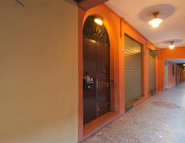 Pisolo In Citta Casa Vacanze Nel Centro Storico Bologna Luaran gambar